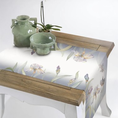 Lily bloom runner