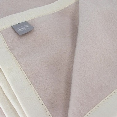 DAISY, COPERTA DI LANA