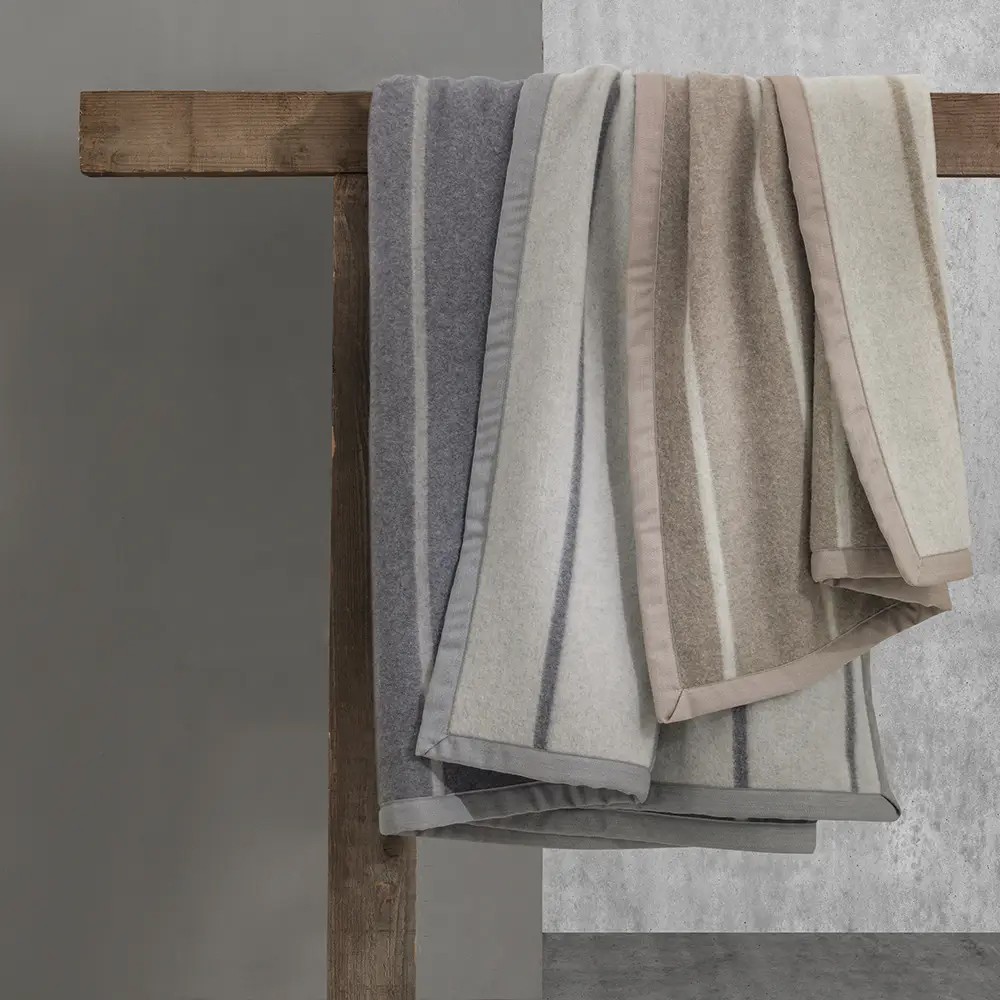 Bolton Coperta lana Somma 230x250