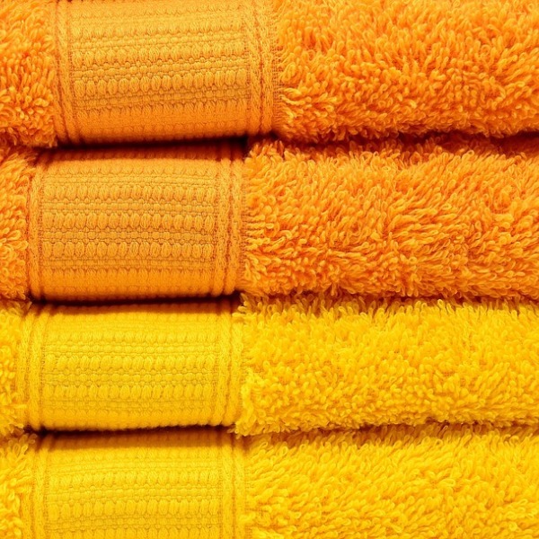 Nuovi asciugamani per la fiera del bianco: 4 trucchi salva morbidezza